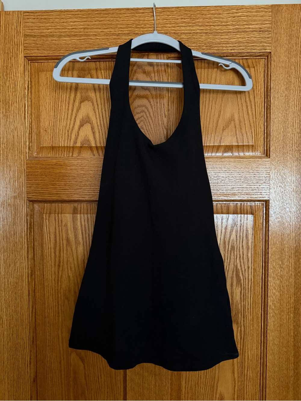 NWOT Express Best-Loved Bra-Free Scoop Halter Neck Tank